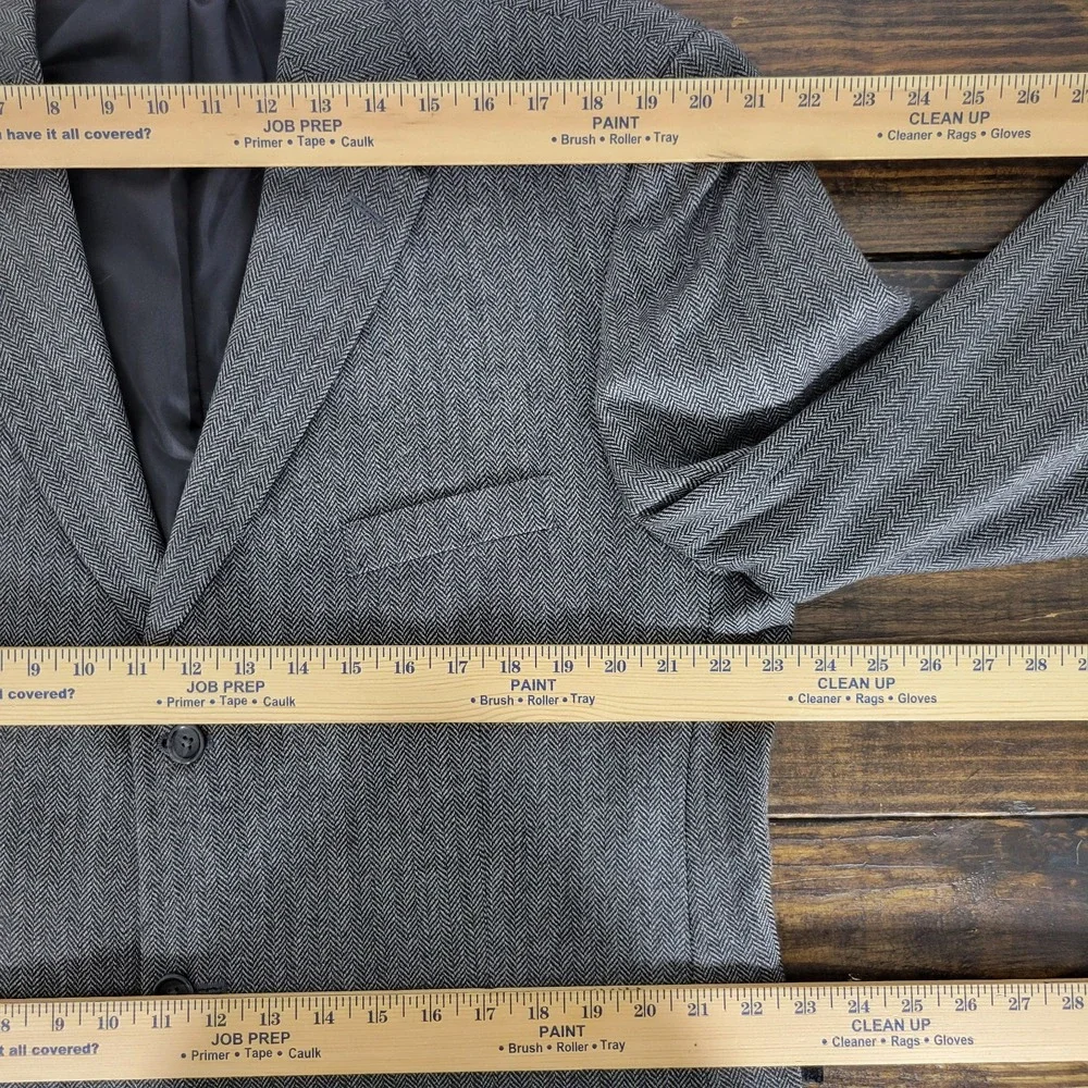 Stafford Essentials Men's Sport‎ Coat Blazer Three Button Gray Herringbone 44L